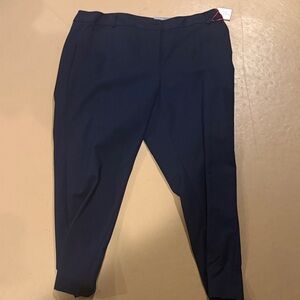 Talbots Hampshire Ankle Pants in Black. New with Tags